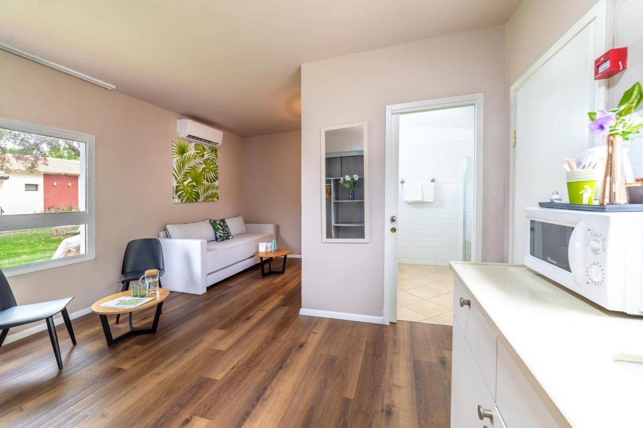 Erettz Dafna Travel Hotel Kültér fotó