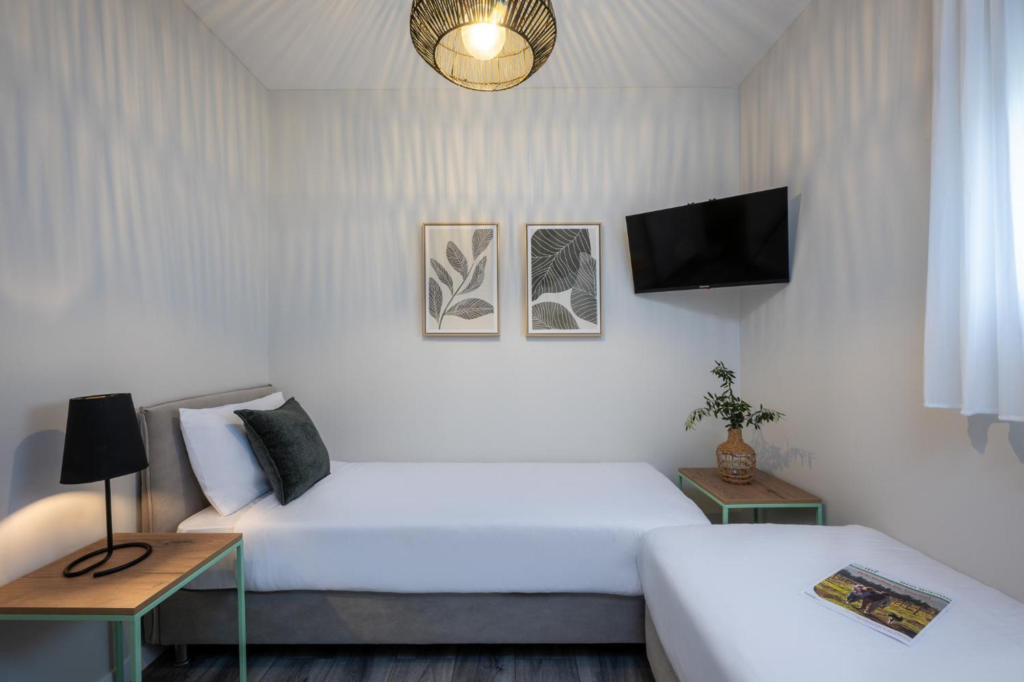 Erettz Dafna Travel Hotel Kültér fotó